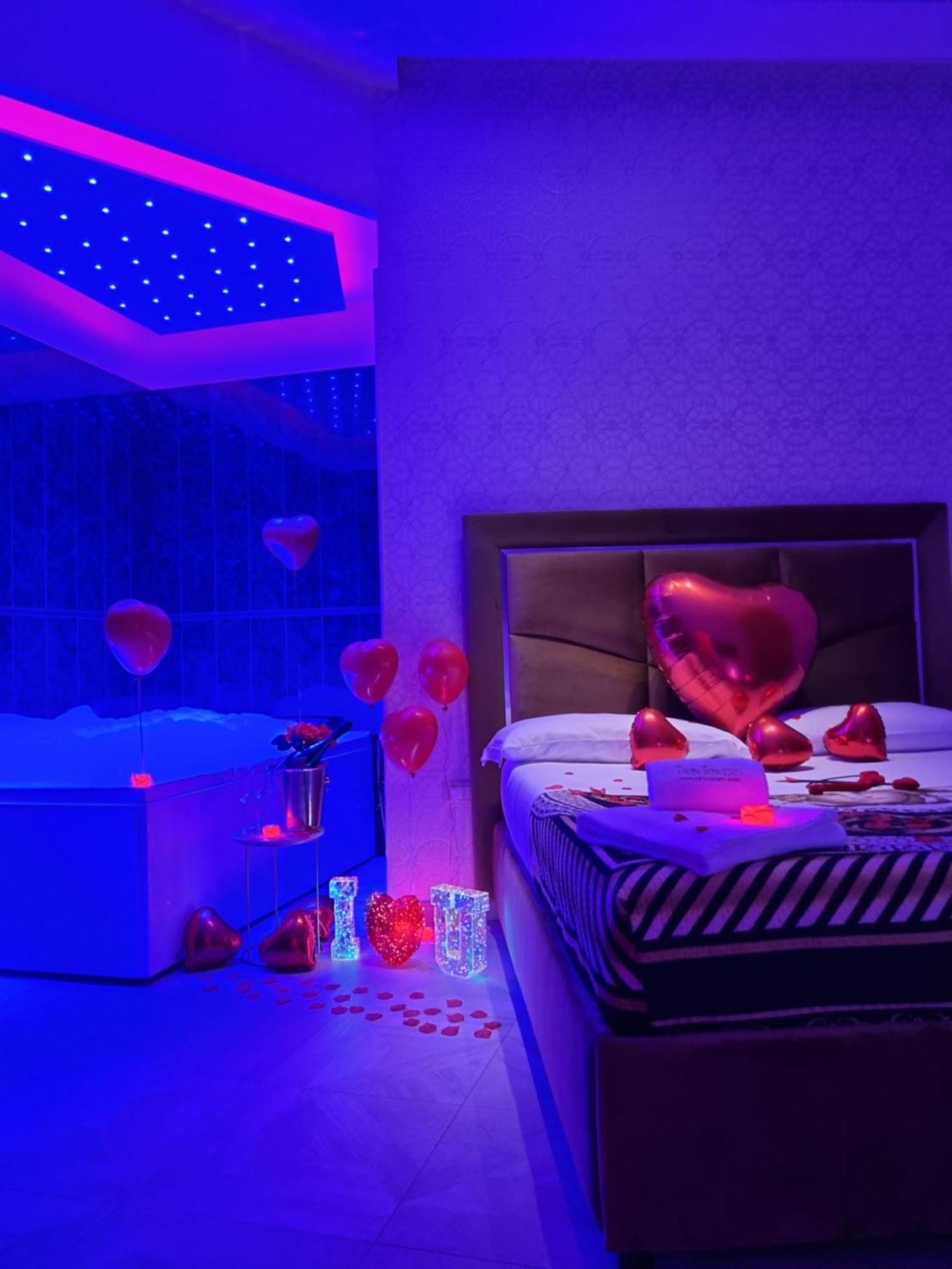 Twin Towers Naples Luxury Bed & Breakfast Eksteriør bilde