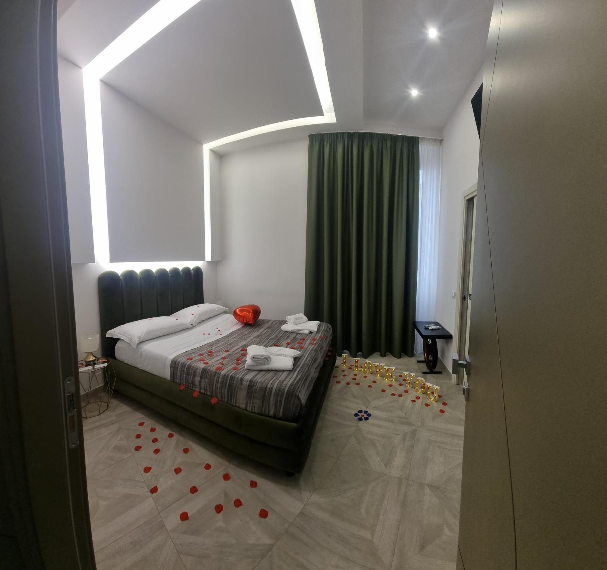 Twin Towers Naples Luxury Bed & Breakfast Eksteriør bilde
